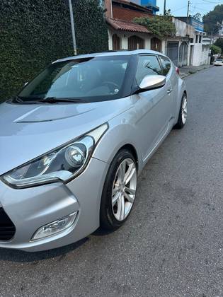 HYUNDAI VELOSTER 1.6 16V GASOLINA 3P AUTOMÁTICO HYUNDAI VELOSTER 1.6 16V GASOLINA 3P AUTOMÁTICO